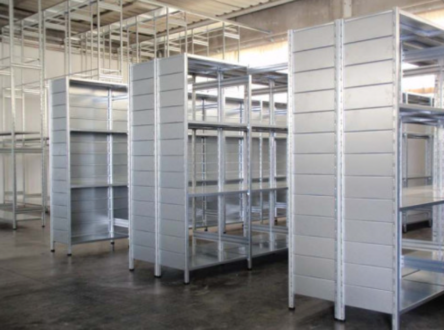 Scaffalature metalliche da magazzino