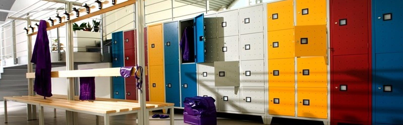 armadietti spogliatoio sovrapposti