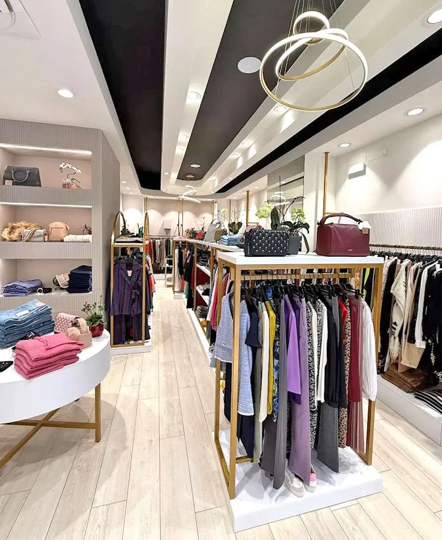 Arredamenti Negozi Abbigliamento